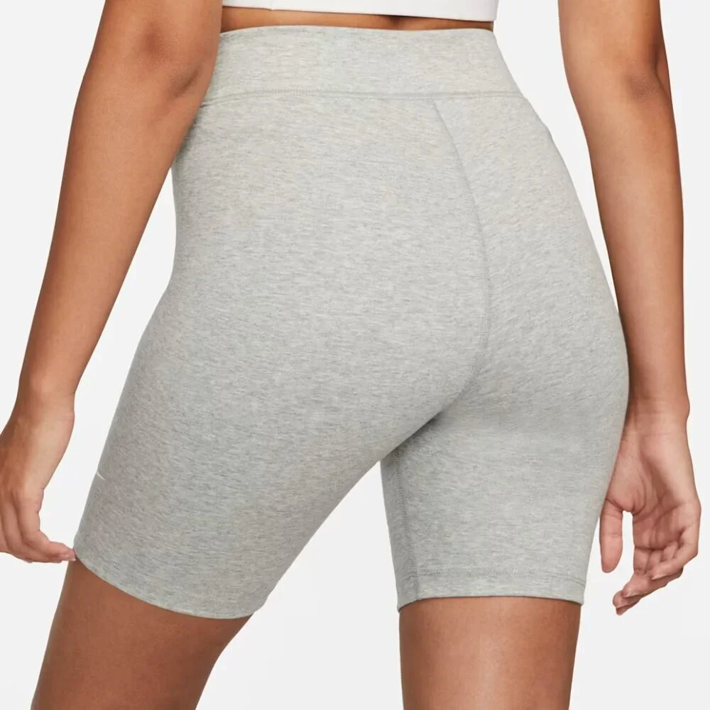 NWT Nike Sportswear Classic High-Waisted Biker Shorts Women's Size Small - Picture 2 of 11